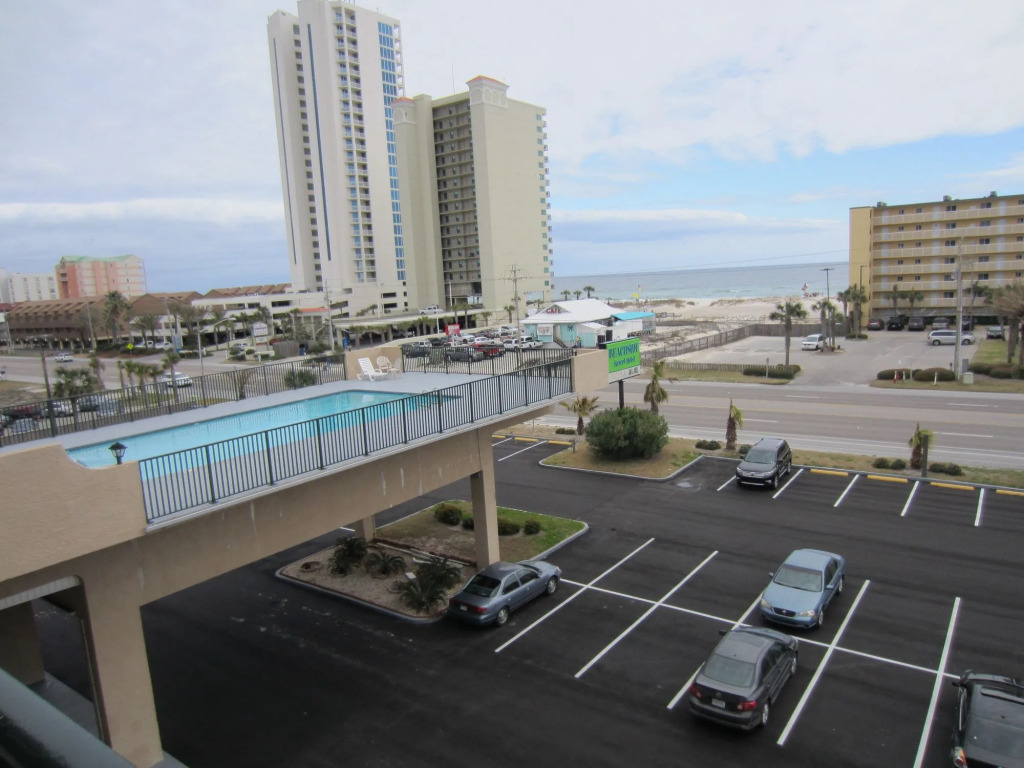 Beachside Resort Hotel