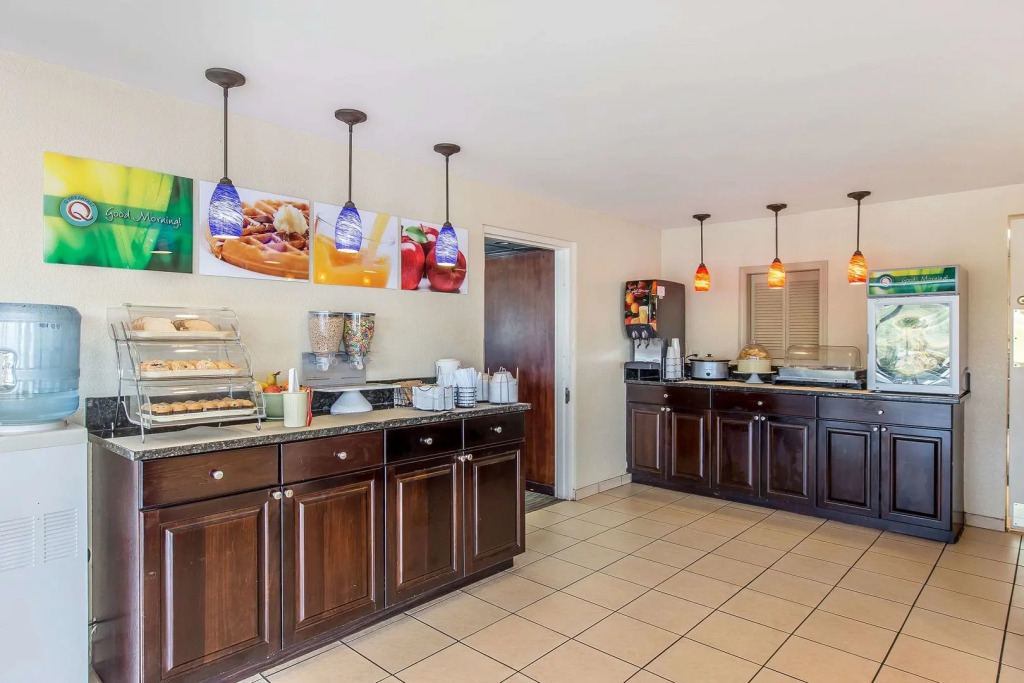 Quality Inn & Suites Easley - Greenville