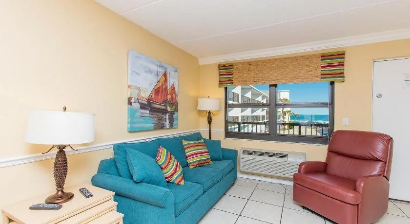 Seven Seas Resort