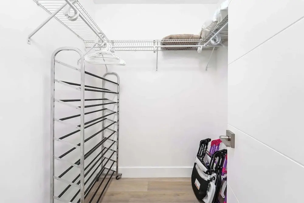 Sunset Lane by Rove Travel Home With Pool & Hot Tub