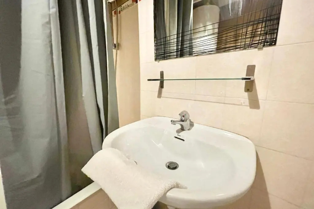 Apartment for 4 person 3min walk to GEMTramGare #C1