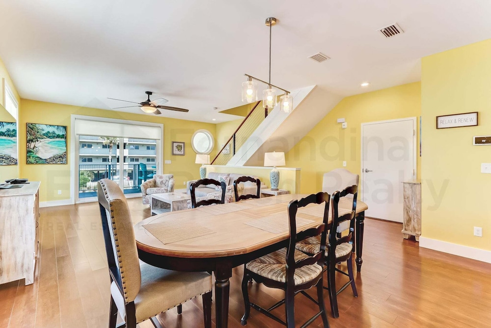 391 South Fletcher A&B