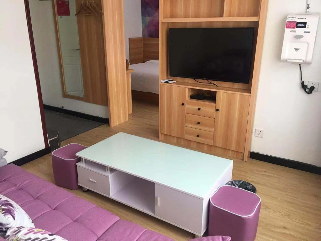 PAI Hotels· Zhangjiakou North Railway Station
