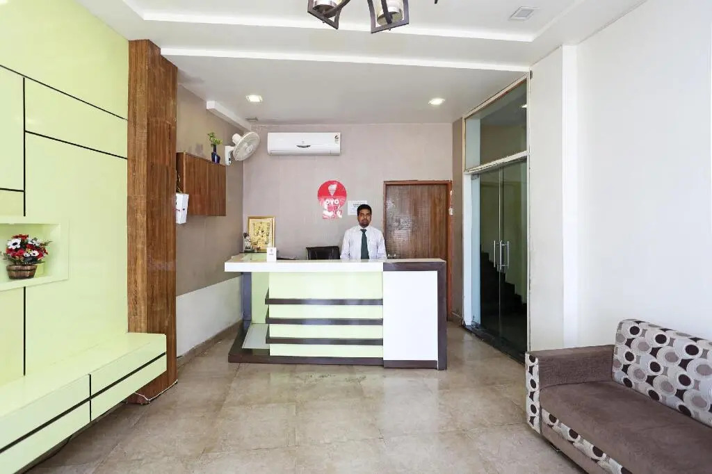 Hotel Pearl by OYO Rooms