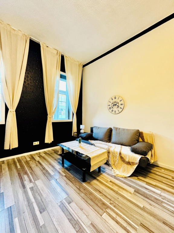 Stylish 1BR Long Stay Close to AKH