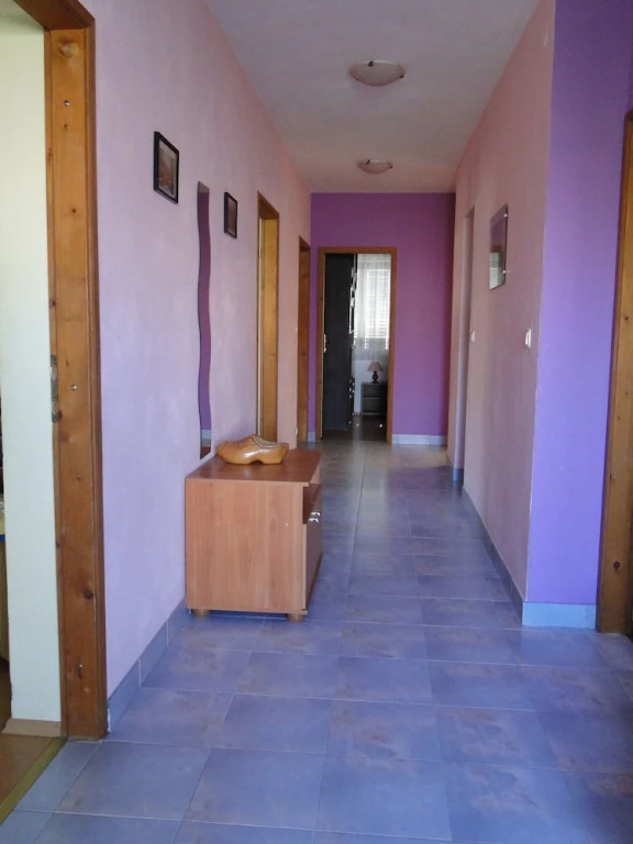 Apartments and Room Vikeli