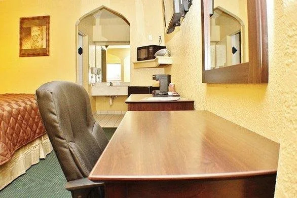 Winchester Inn and Suites Humble/IAH/North Houston