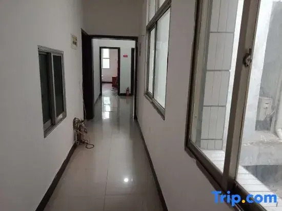 Xiantao Haojie Hotel
