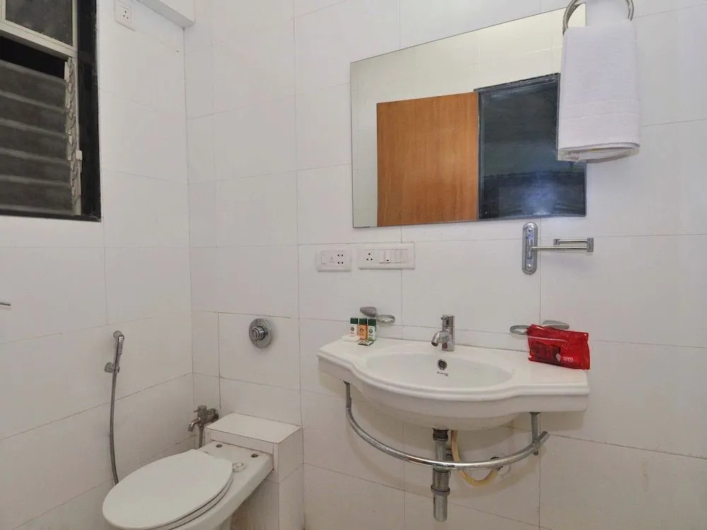 OYO 3684 Apartment Pentagon Group