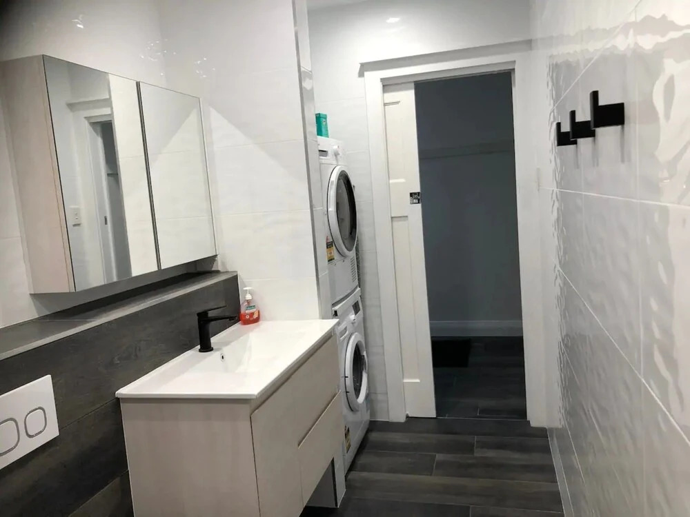 Luxury Double Bay Flat by Harbour Pool