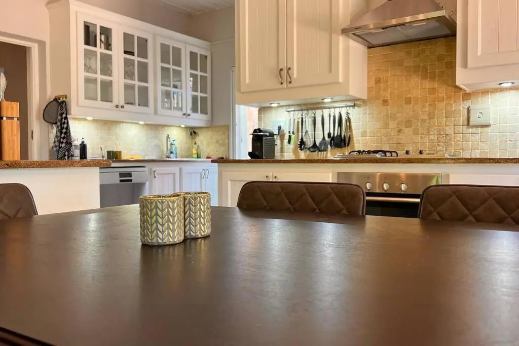 Elm Tree House - Dullstroom - holiday home