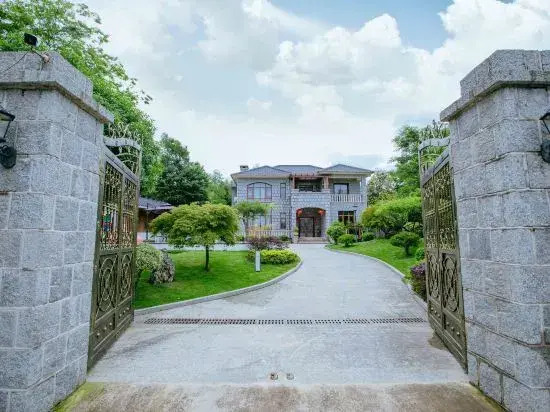 Yunlu Villa