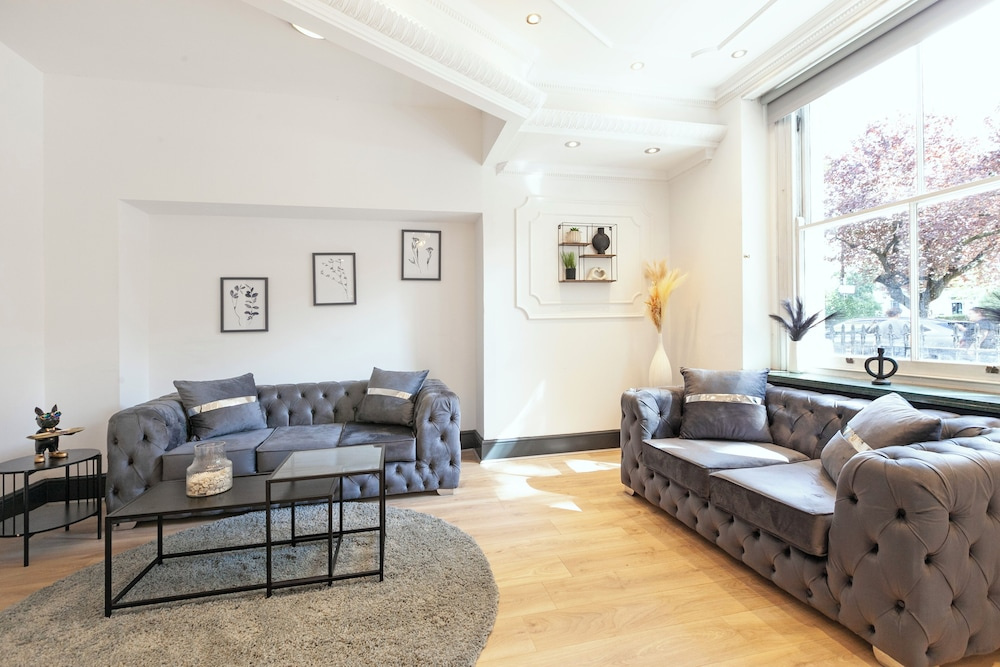 Picton House Hotel by Citystaylondon