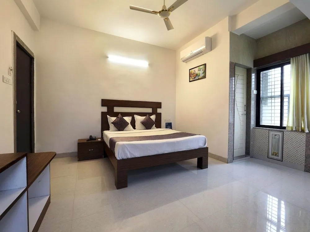 Hotel IRIS