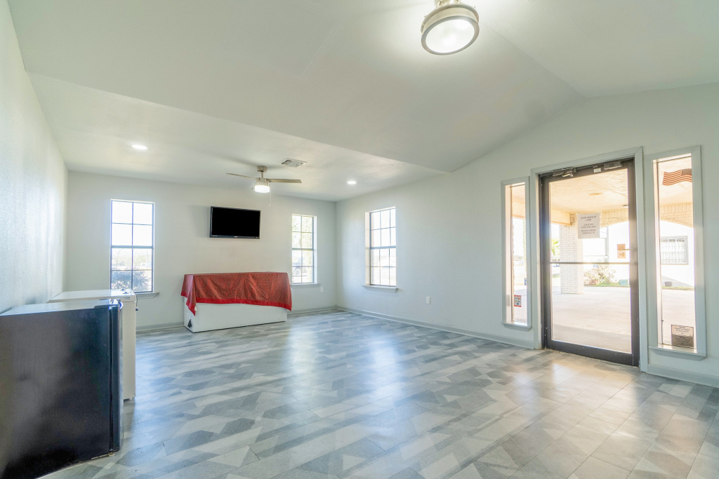 Pleasanton Executive Inn By OYO