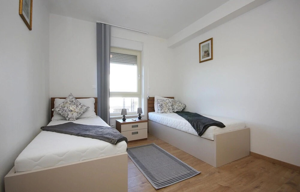 Stunning Apartment in Pjescana Uvala With 3 Bedrooms, Wifi and Outdoor Swimming Pool