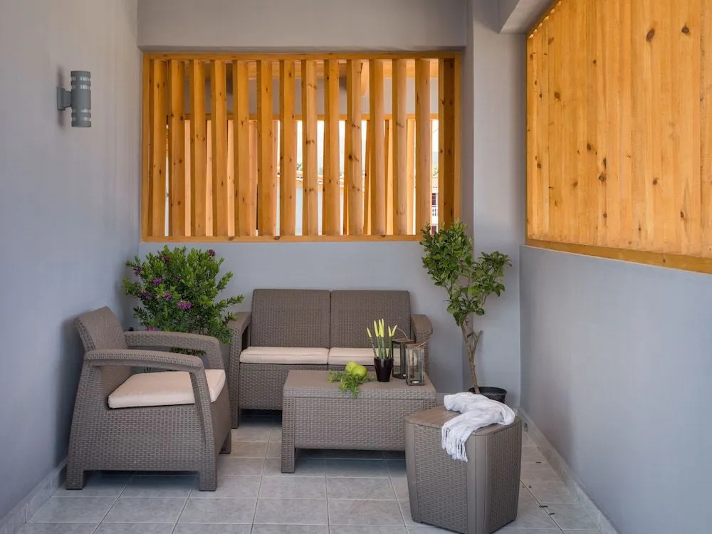 Savvas Luxury Suites