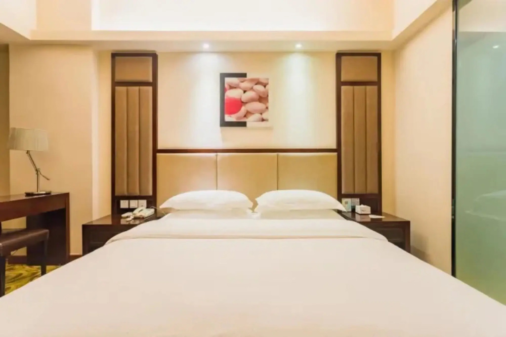 Rezen Proyal Hotel