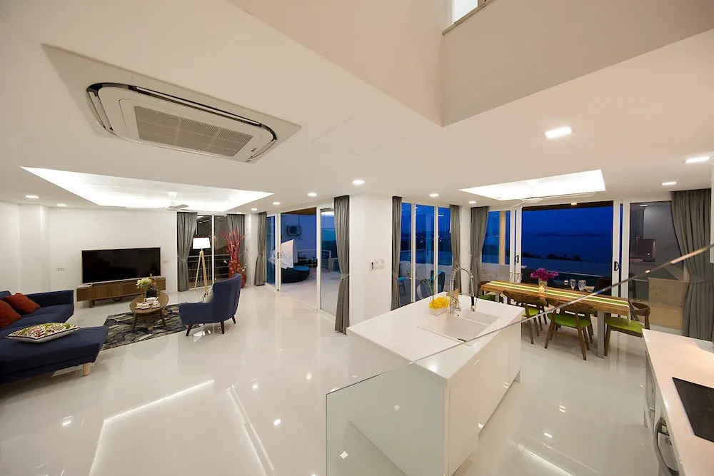 Villa Tulip with Private Pool