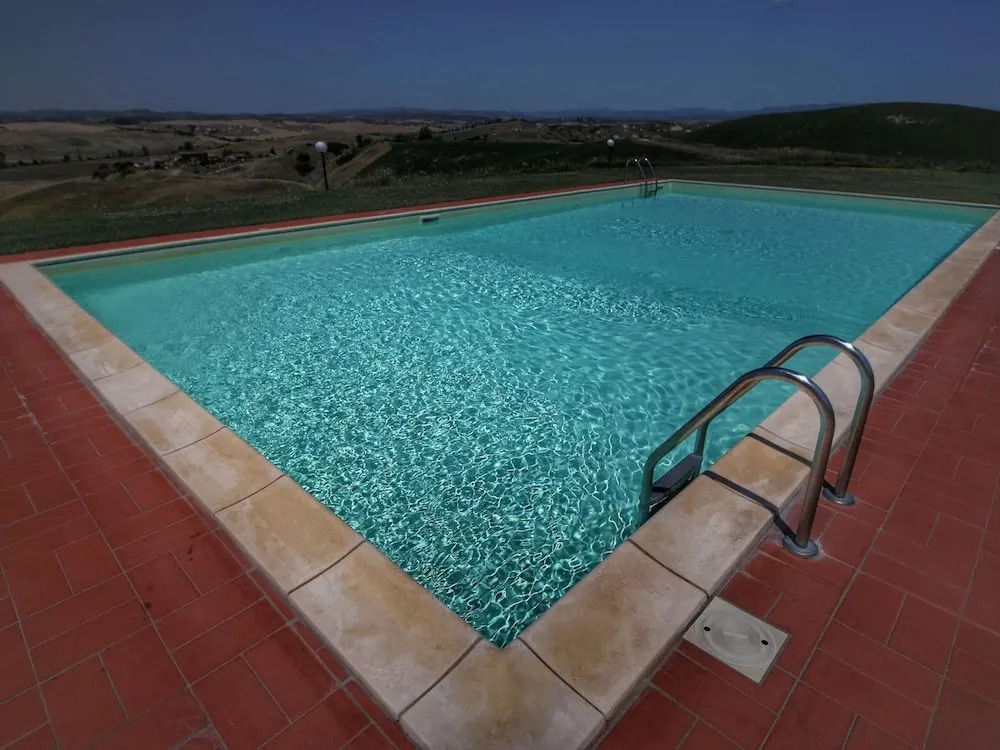 Charming Tuscan Farmhouse