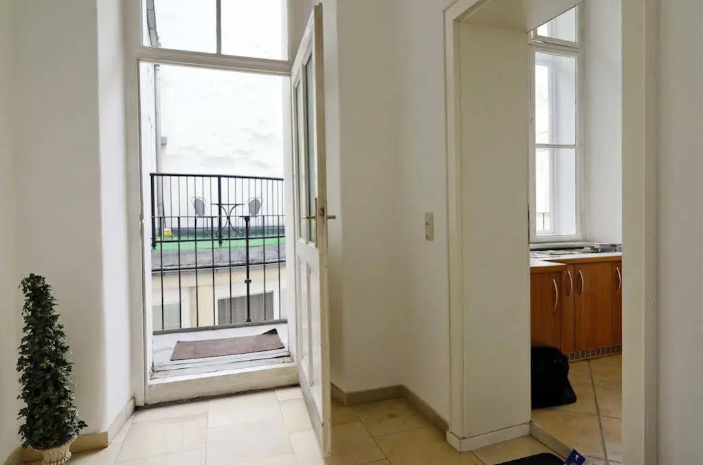 Flatprovider - Cosy Central Apartment