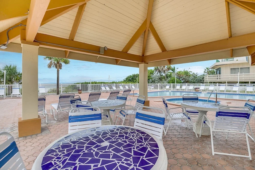 18320 Gulf Blvd Condo Unit 404