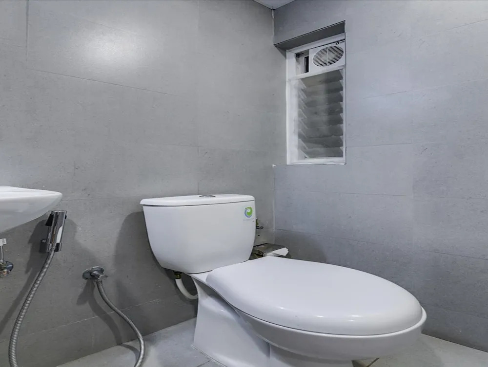 Oyo Townhouse 87 Spartan Nagar