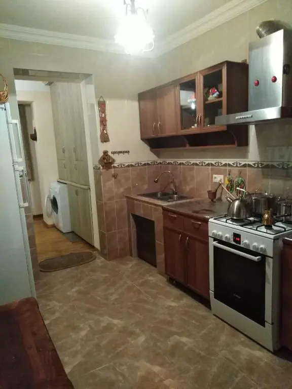 Kobuleti. Rustaveli Str. 162J. 37