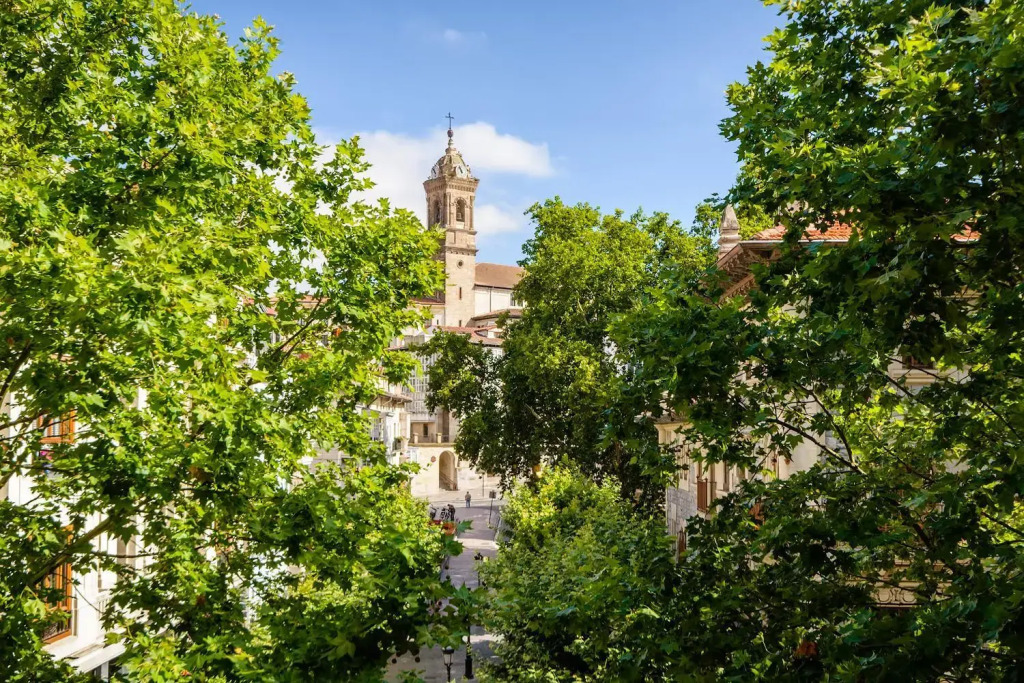 HABITAKA, Hogares de paso