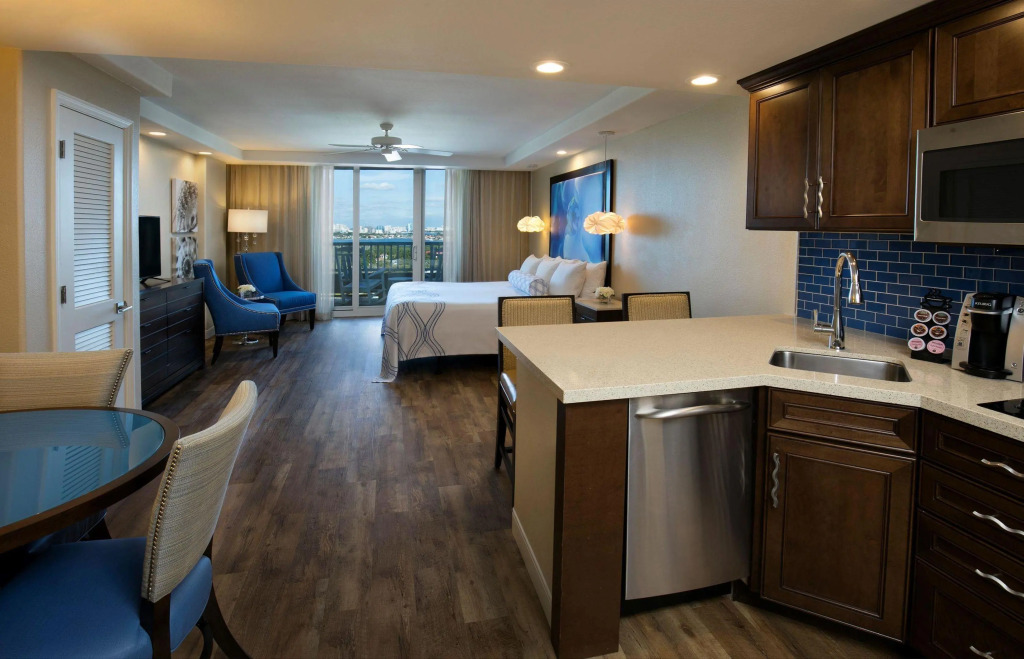 Lido Beach Resort - Sarasota