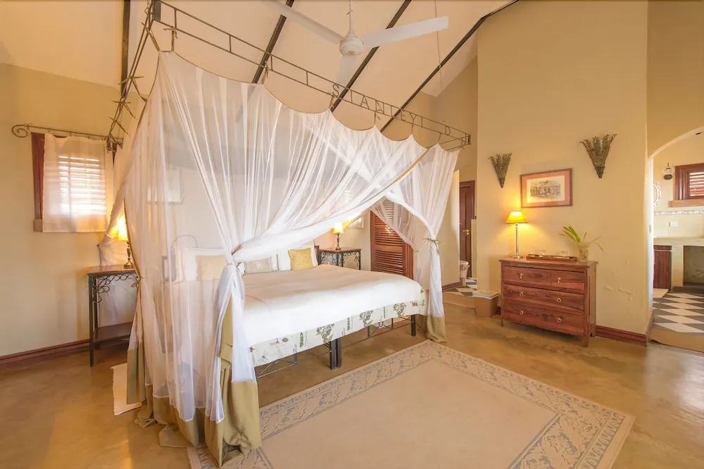 Stanley Safari Lodge