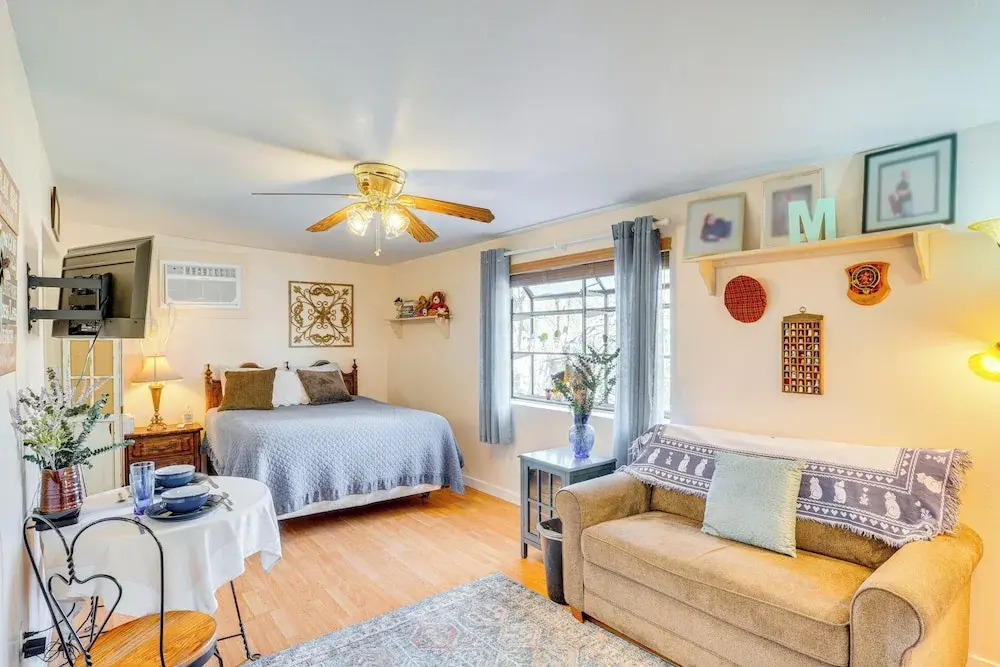Walkable Studio w/ Patio in Tucson!