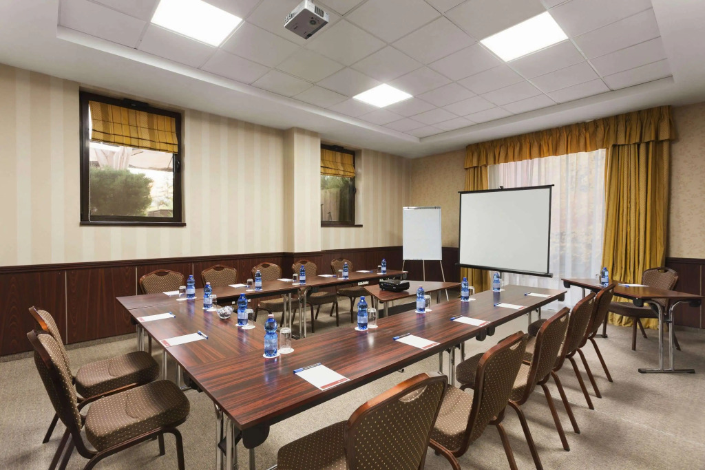 Ramada Hotel & Suites by Wyndham Bucharest North