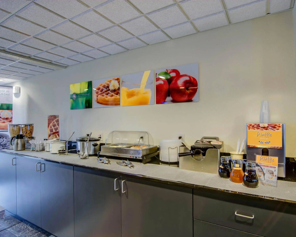 Quality Inn & Suites Bristol North