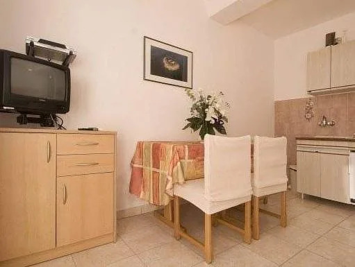 Apartments Pralija