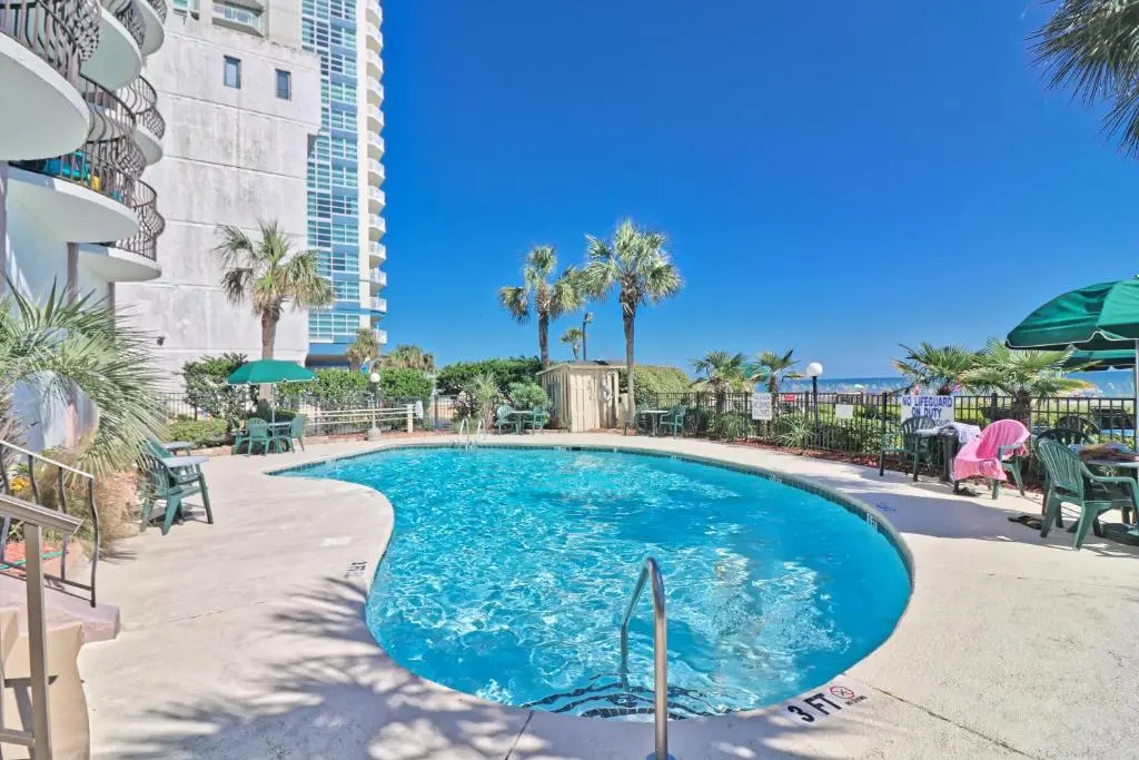 Suites at the Beach