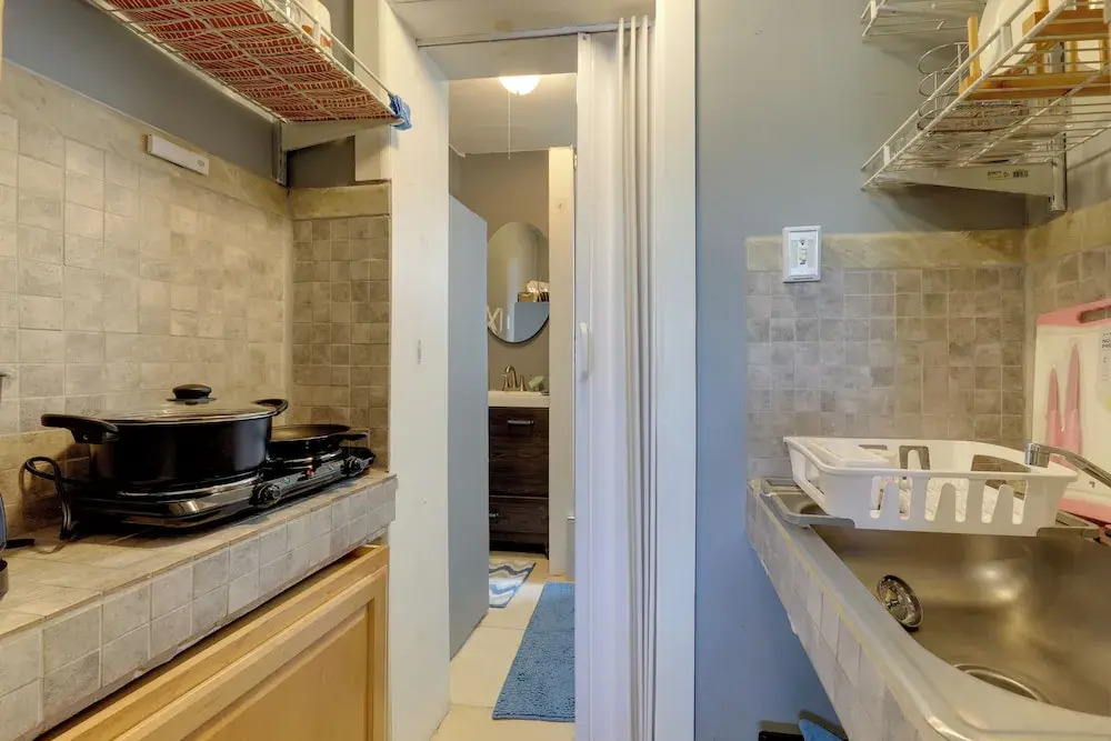 8 Mi to Beach: Pet-friendly Fort Lauderdale Studio