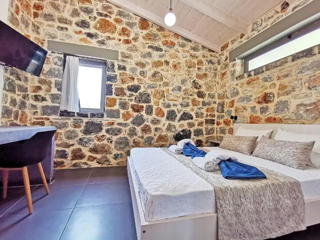 Pyrgos Plakias 4