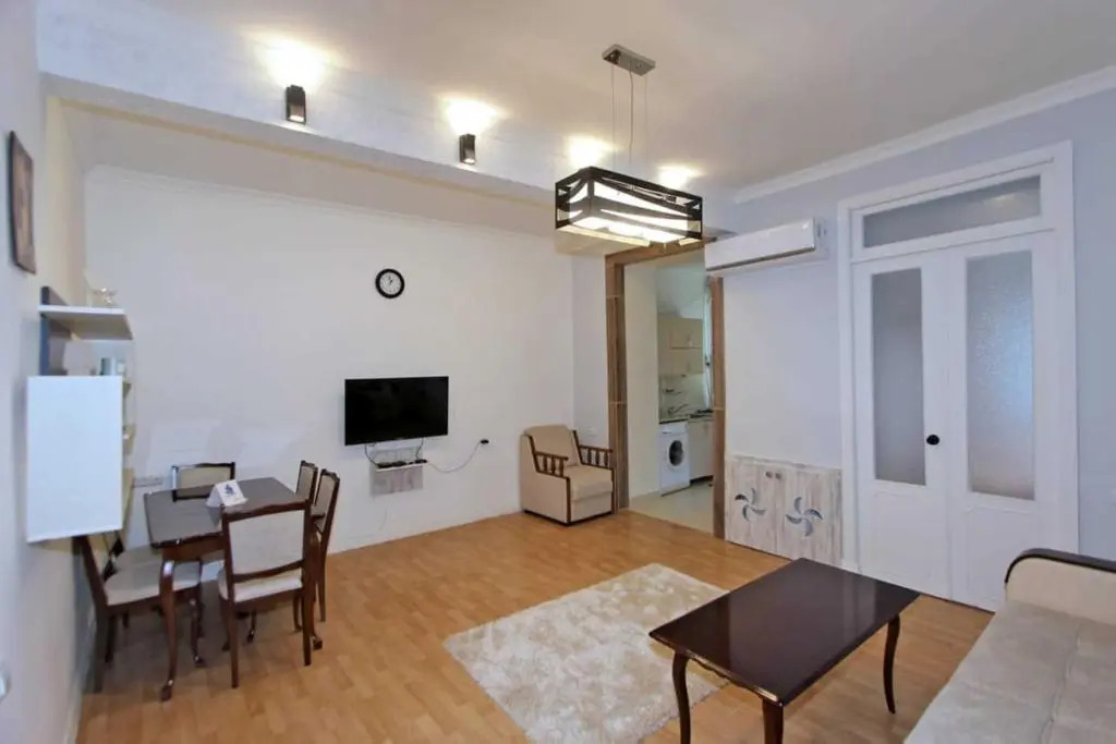 Sunny Apartment in the center