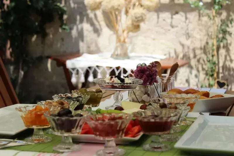 Lilyum Alaçatı Taş Ev