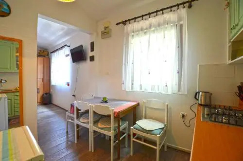 Alan Apartment