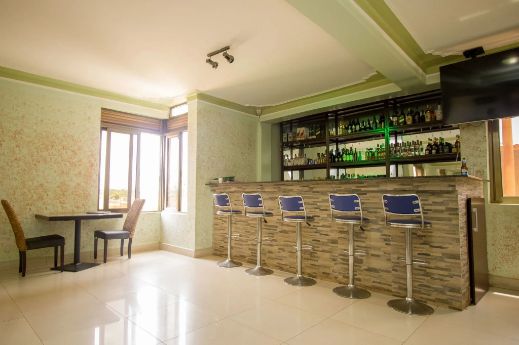 Tesh Hotel