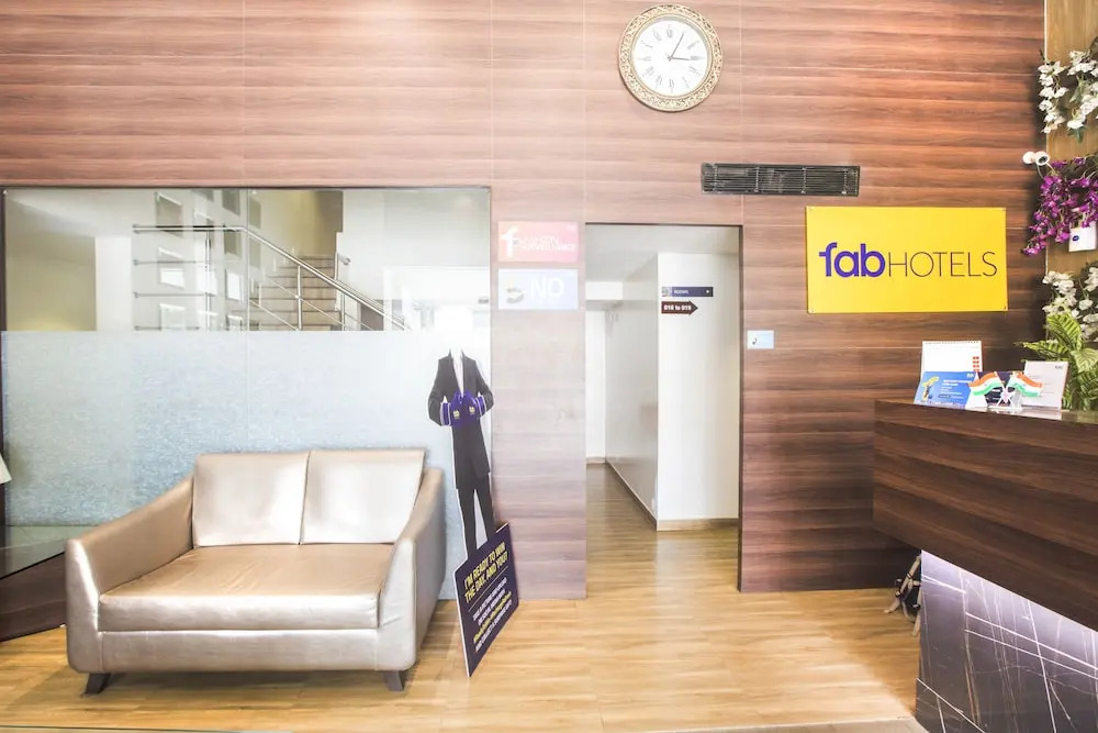 FabHotel Regal International Andheri
