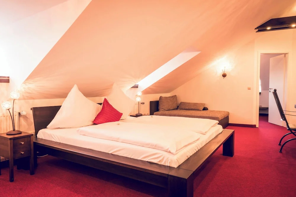 Schlosshotel Neufahrn