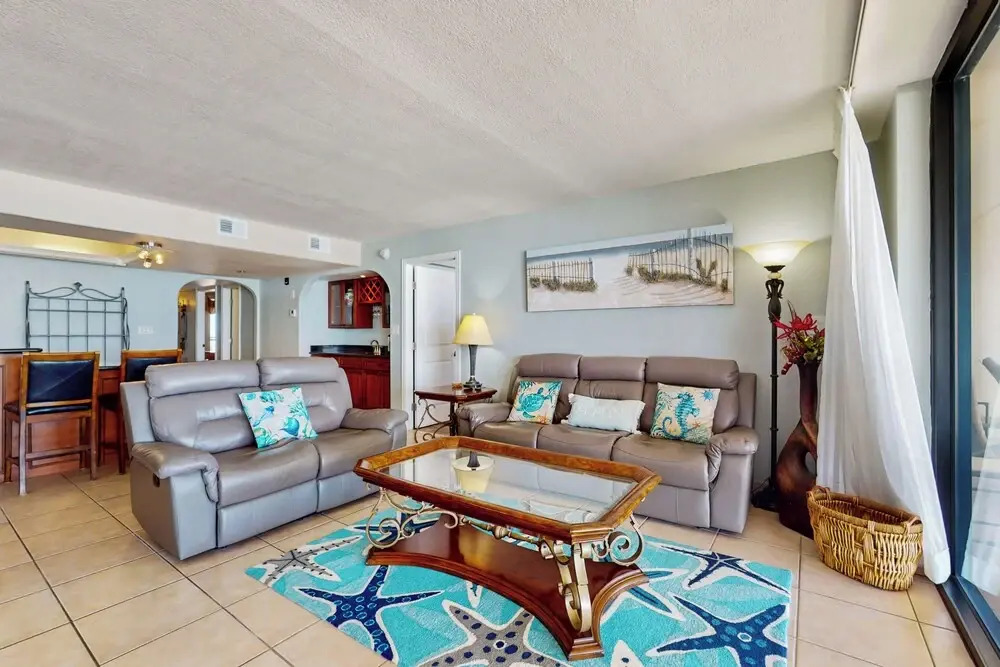 Walkable, All-suite 3br: Suntide III - Unit 1003