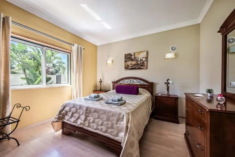 Stunnig 5 Bedroom Private Pool Villa With Cinema Room