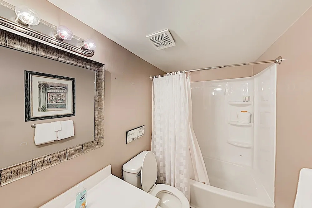 New Listing! Gulf-view Getaway W/ Pool & Tennis 2 Bedroom Condo