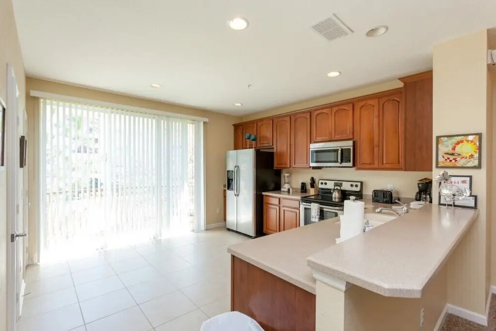 3 Bedroom Modern Townhome 4003 Townhouse