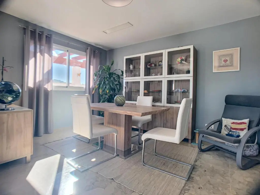 2253-Amazing penthouse, huge terrace, golf view