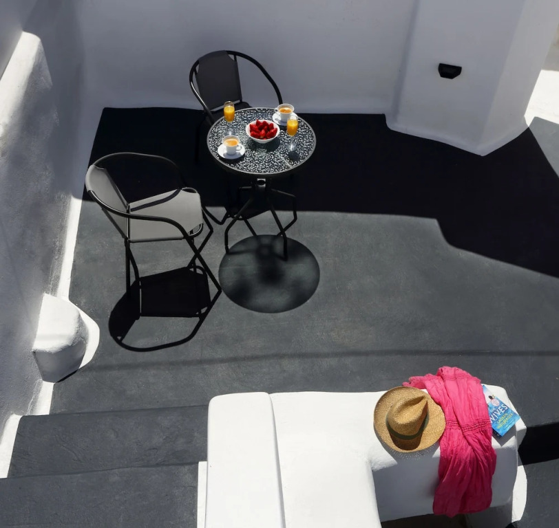Church and Cave - Santorini Private Residences